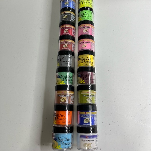 Acrylic Powder for Nails 💅🏽 24 Pots of 1oz each in Multiple Colours - Picture 7 of 9